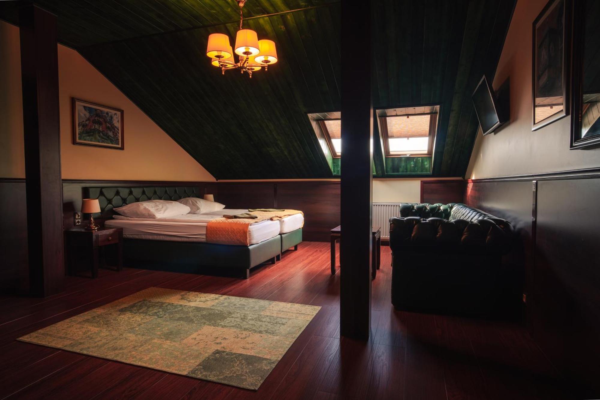 Shoemaker Irish Pub & Accommodation Kielce Dış mekan fotoğraf