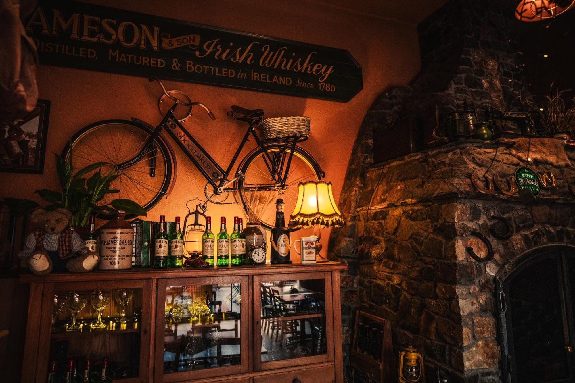 Shoemaker Irish Pub & Accommodation Kielce Dış mekan fotoğraf