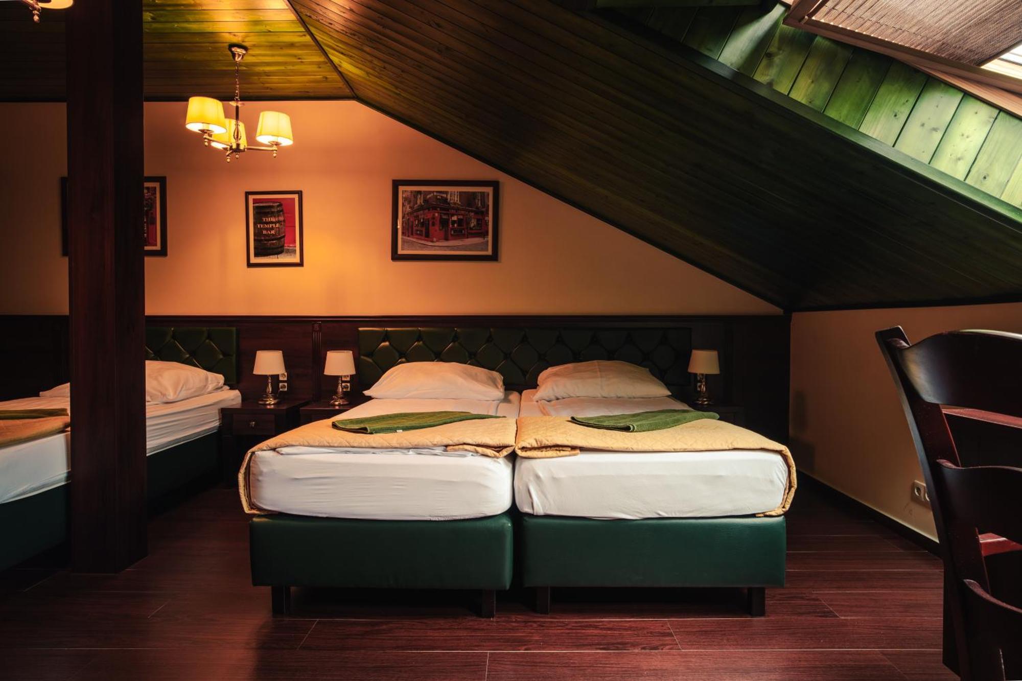 Shoemaker Irish Pub & Accommodation Kielce Dış mekan fotoğraf