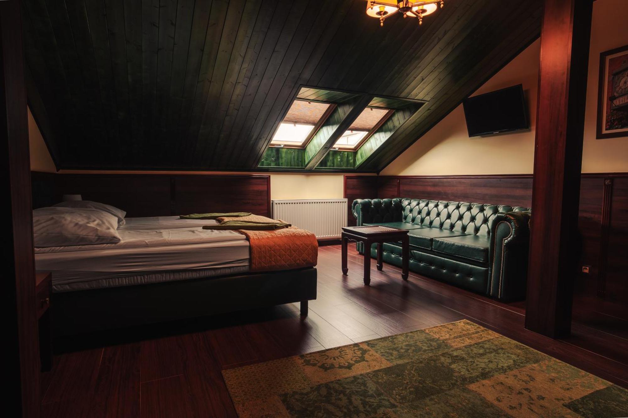 Shoemaker Irish Pub & Accommodation Kielce Dış mekan fotoğraf