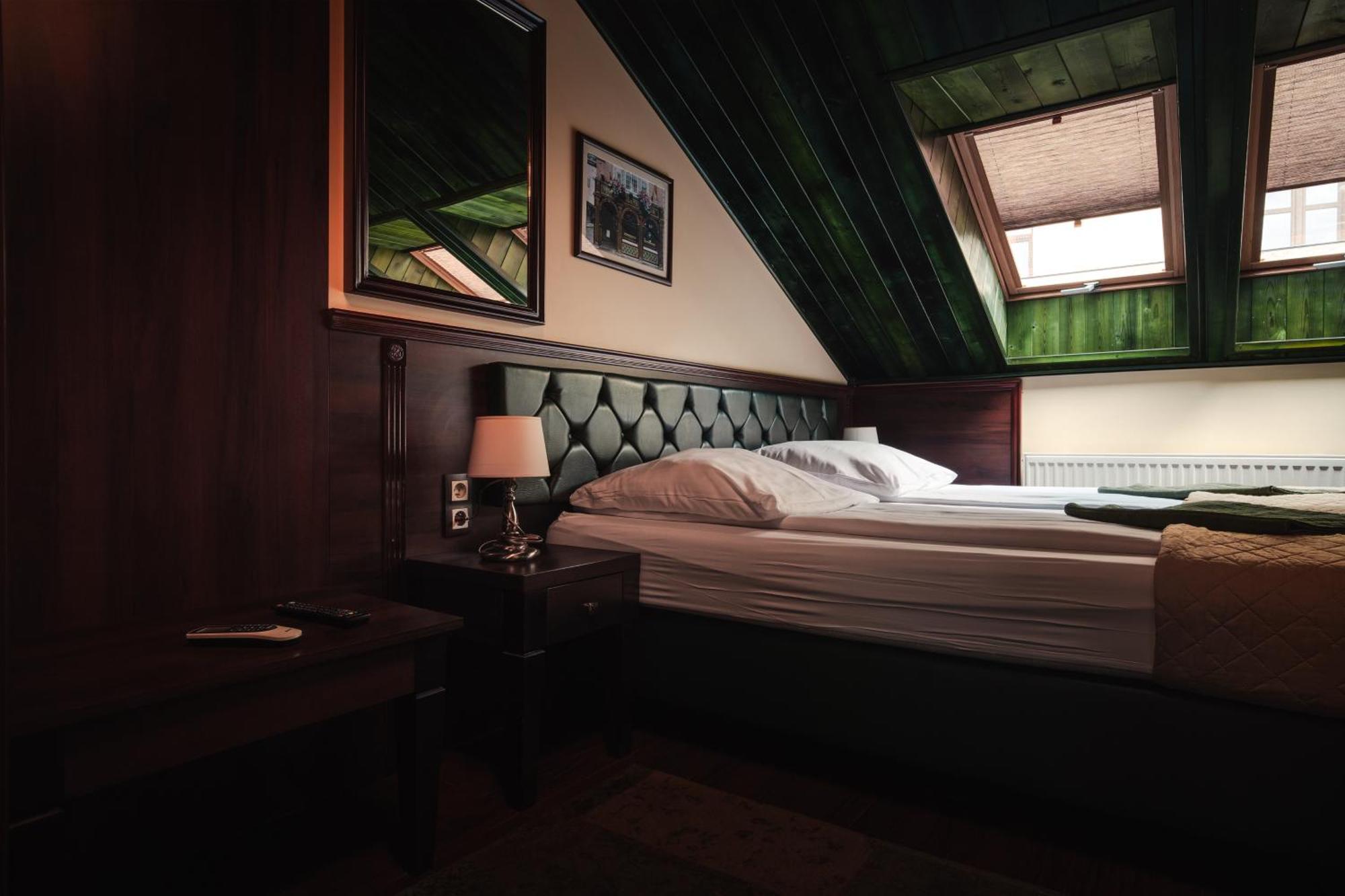 Shoemaker Irish Pub & Accommodation Kielce Dış mekan fotoğraf