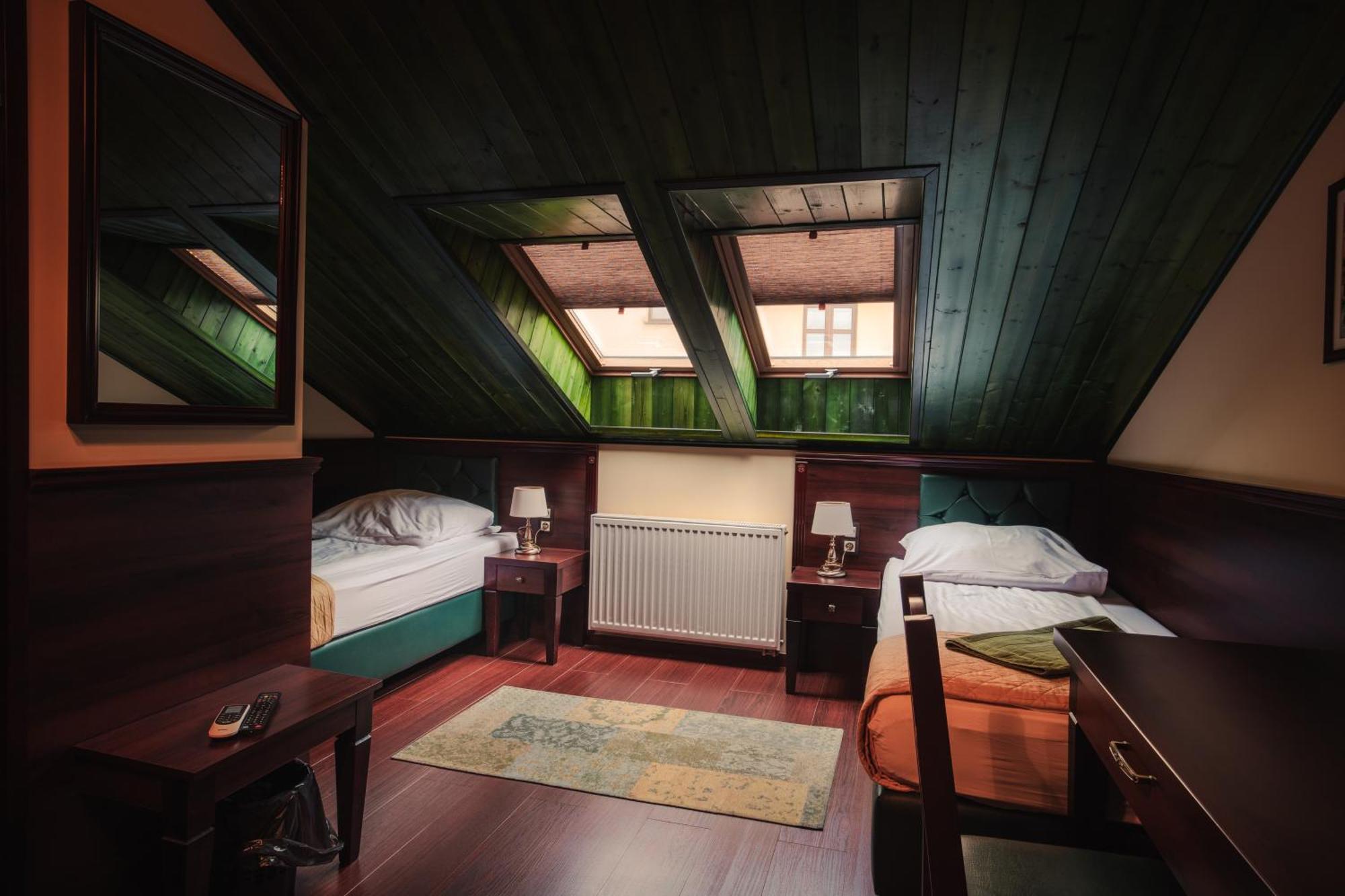 Shoemaker Irish Pub & Accommodation Kielce Dış mekan fotoğraf